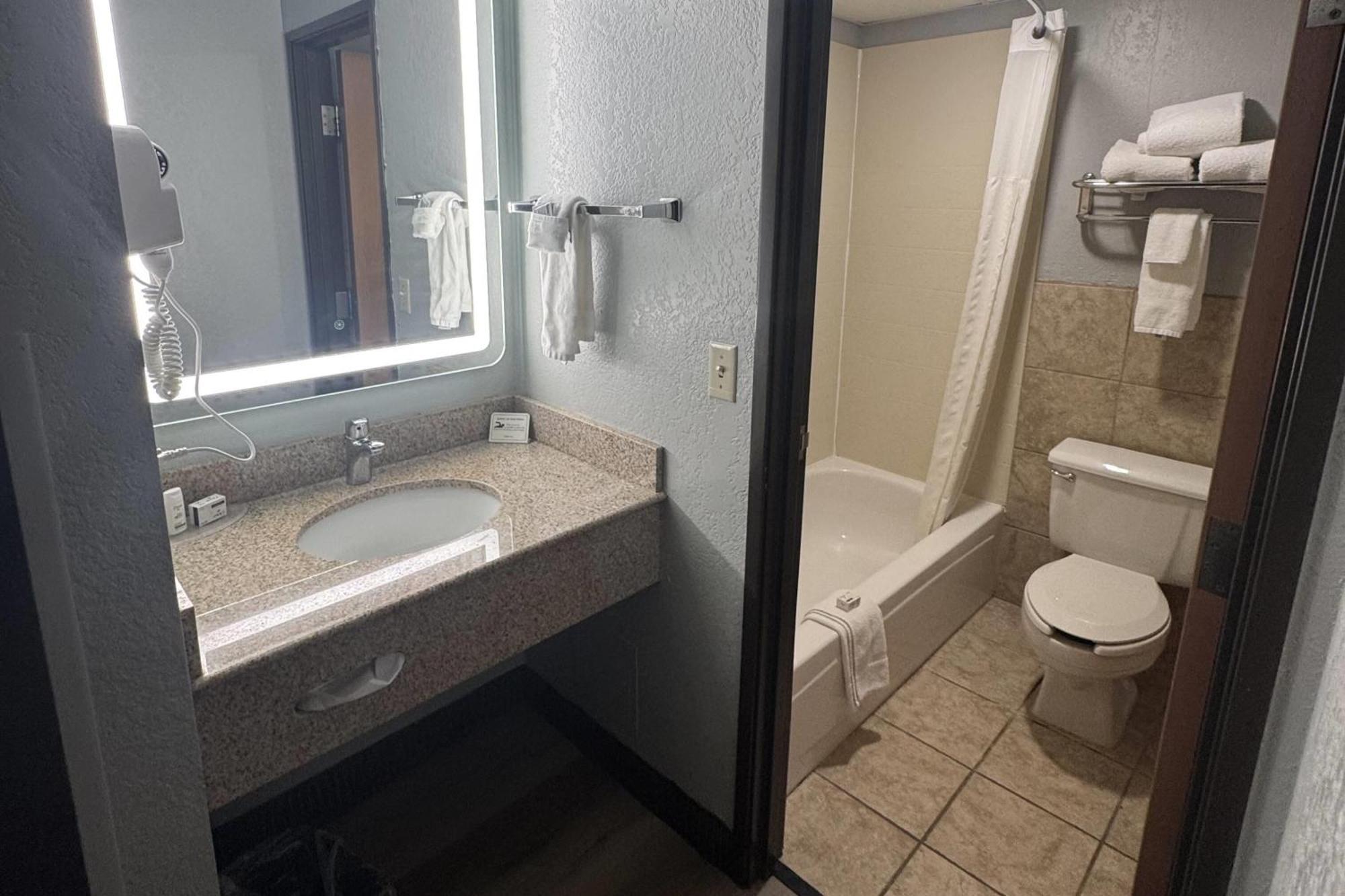 Americinn By Wyndham אלברט לי מראה חיצוני תמונה